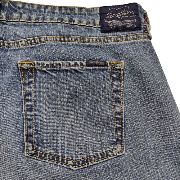 Levi Strauss Signature Stretch Low Rise Bootcut Denim Blue Jeans Women's Size 16 - Picture 6 of 12